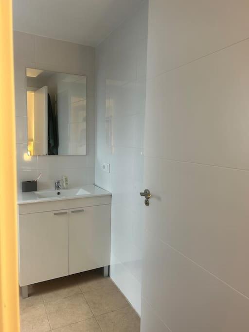 Petite California Duenas Apartment Seville Ngoại thất bức ảnh